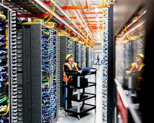 Amazon's AI Outages Raise Concerns About Reliance on Autonomous Tech