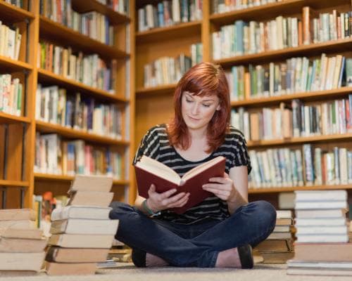 Teacher vs Chatbot: Can AI Replace the Human Touch in the Classroom?