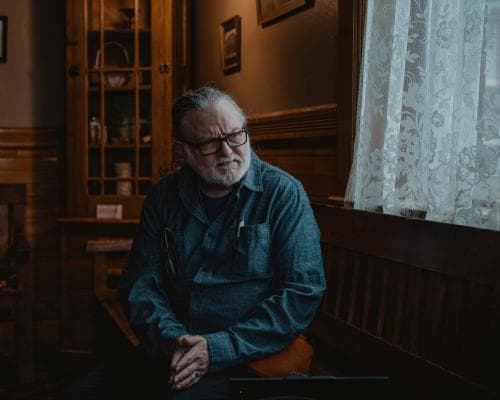 "From Tech Workers to AI Trainers: How the Job Market Shift is Forcing Skilled Professionals to Reboot"